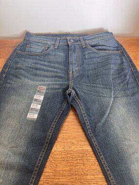 BRAND NEW LEVI'S 505 32W 34L